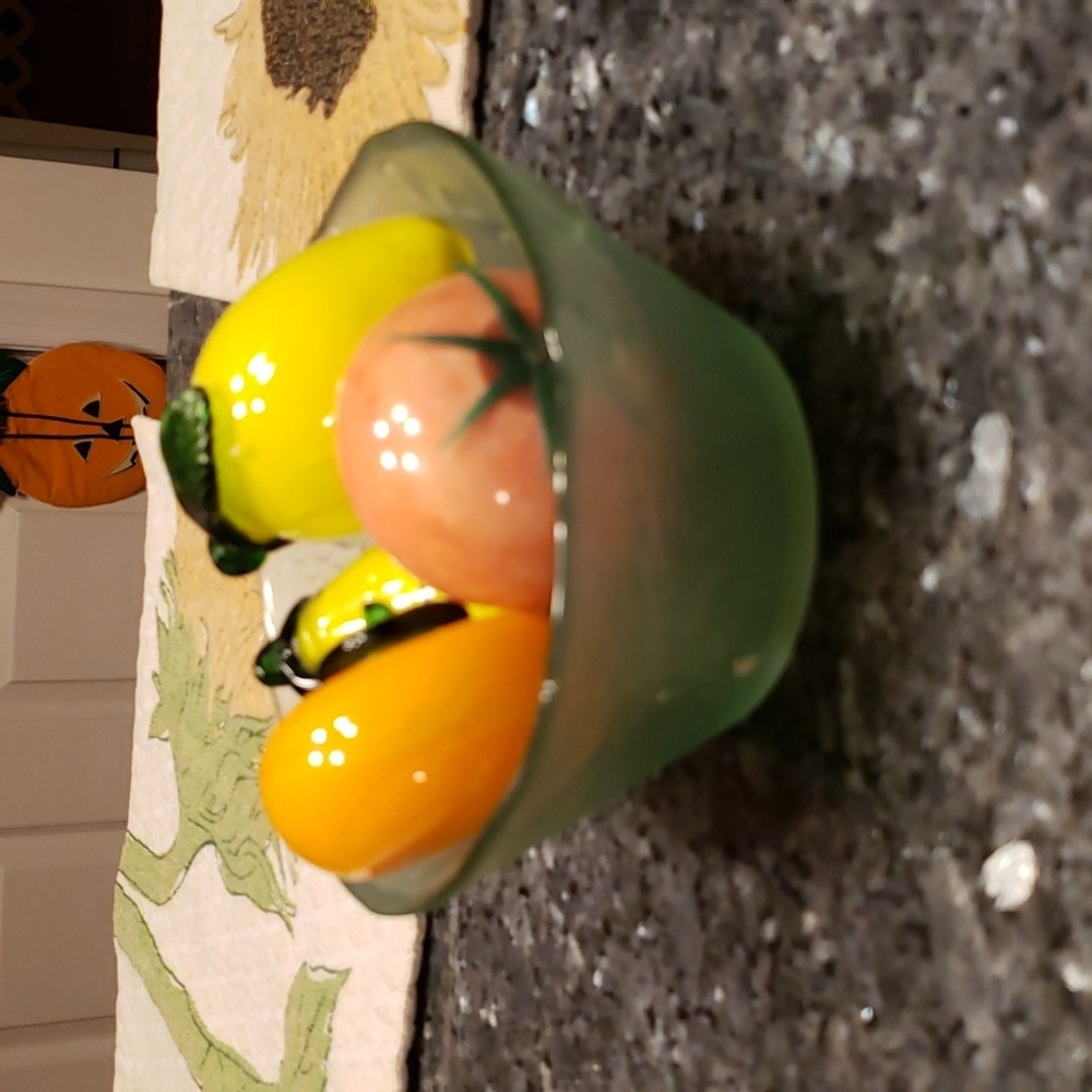 Glass dish and glass fruit